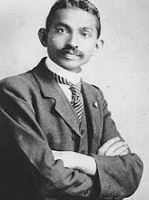 Mahatma Gandhi portresi ve Satyagraha felsefesi akademik analiz görseli